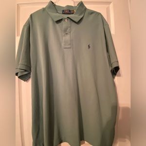 Mens like new polo shirt size 2x big color sage/light green